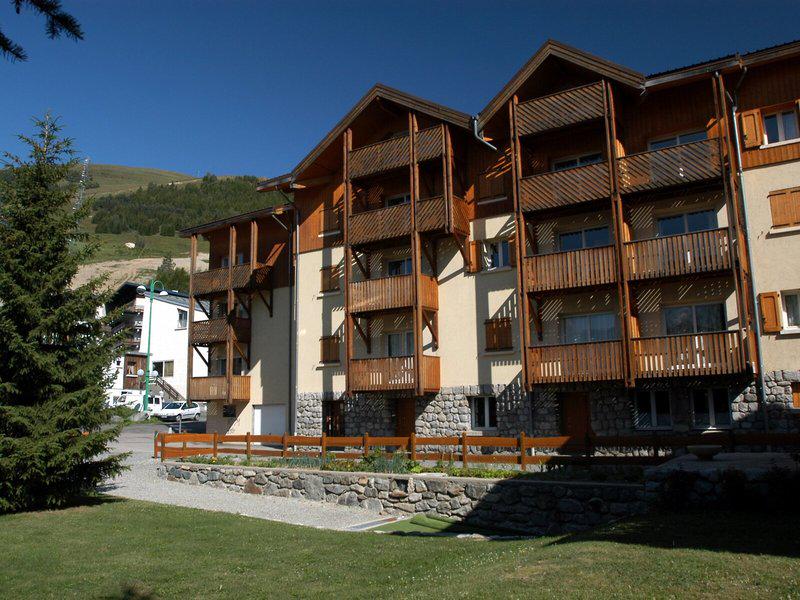 8A3DB7886868336060101D57C4215252