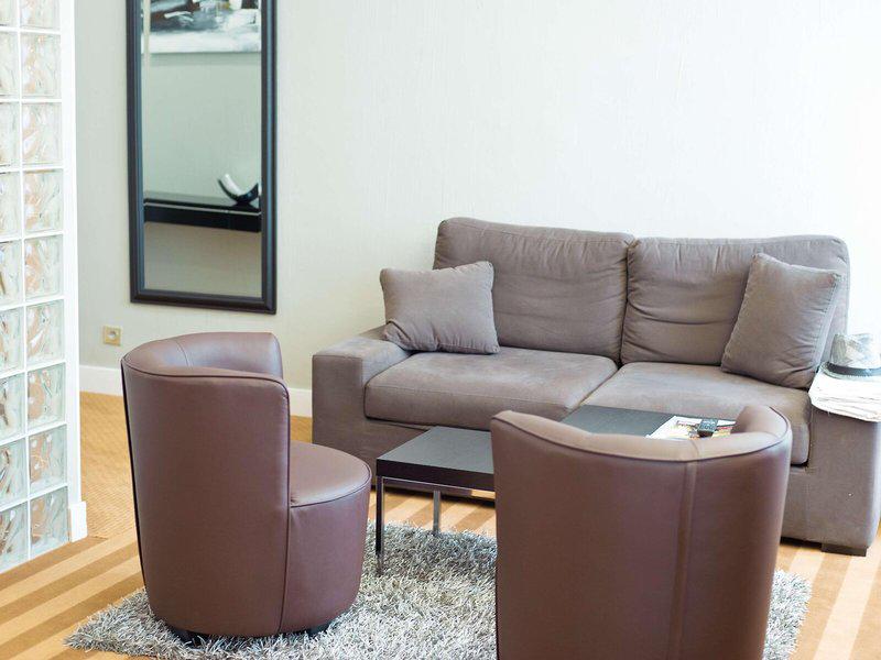 77E638ABD8016B9C292BA62116229998