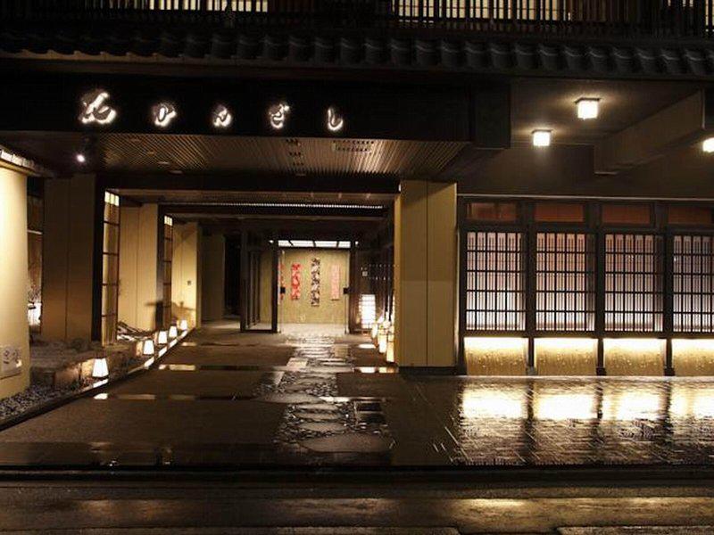 B1A15933FBA5F4EAA15C1334814C52D5