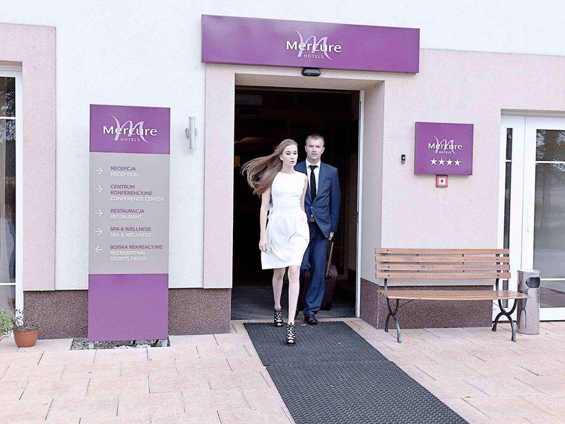 C0E33F6718263BD119BC1EC3F0C47DBE