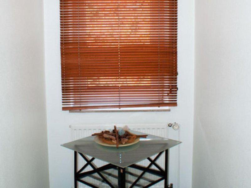 BEF6B2C18C3967E4939B193114A33920