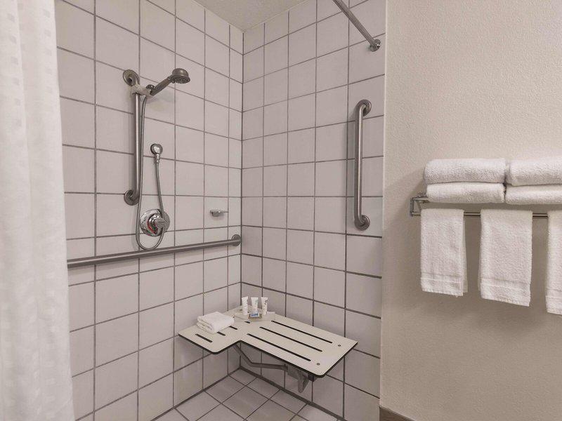 FFCACCF110D044CC6AECF2B27C729328