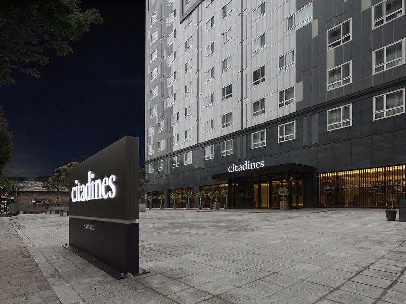 7C1654ABA4E00F2CB9FAD67D67DF5ACD