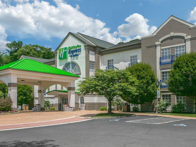 815054CCB1EBDC3976189B2F72971071