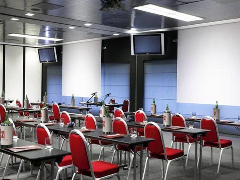 5A0D91FCA2774A800411486ECFD38F58