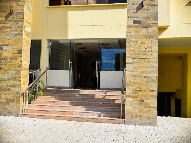 D6080532648F2DF48CCAC4EA2A3CF2E1