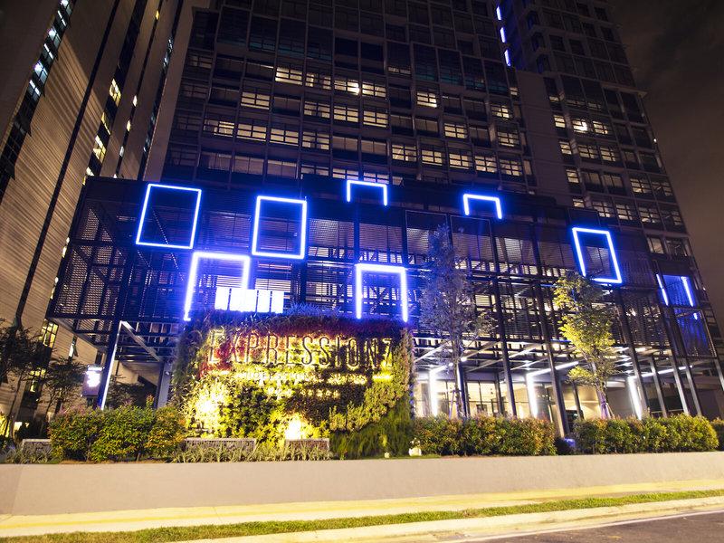 27570C4DC0A40EC17E0B5861B43C3F79