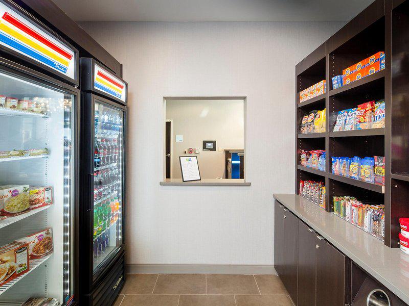 F50175E9B3865B4BFC6479D8A40EE0B2