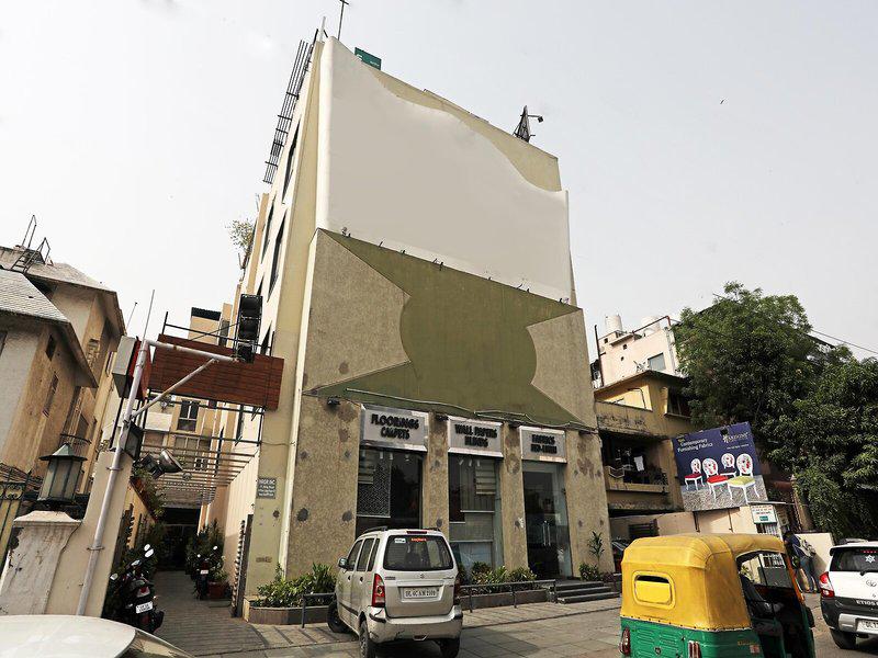 02E1FC72E46FCC4782F07F18C1C05518