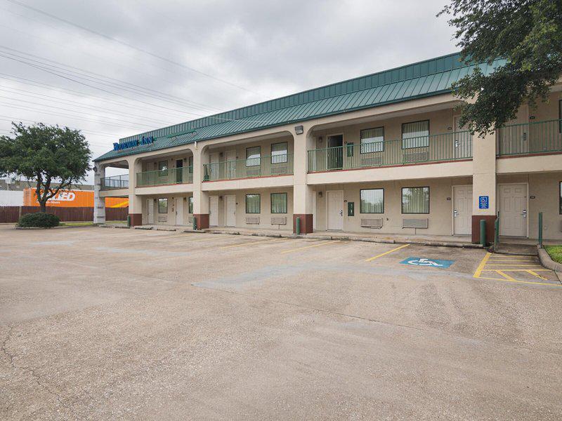 C8EE3476F4D4F3B9BB864838980689FD