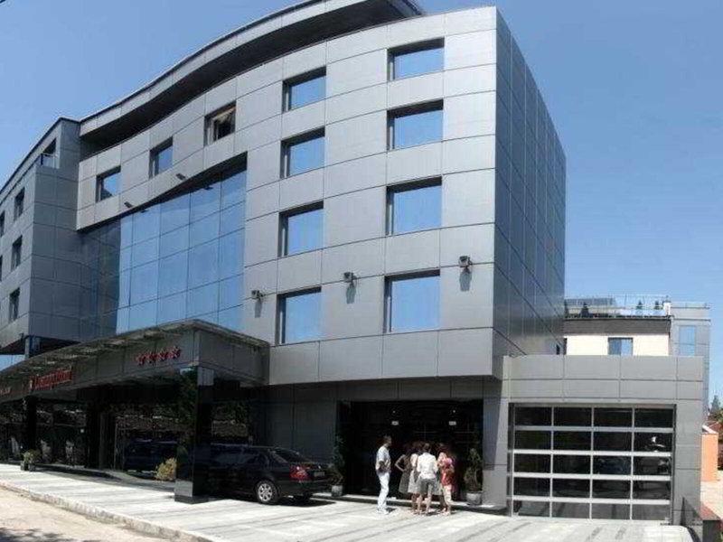 E018F07CD12A29410B29EAB20053A532