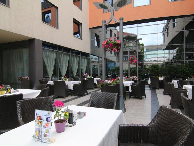 F4D1C0B9D29EE32239E551DF19FDD077