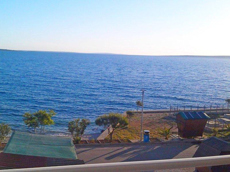 60819CAF6800DBA33127E4DABAA55BBA