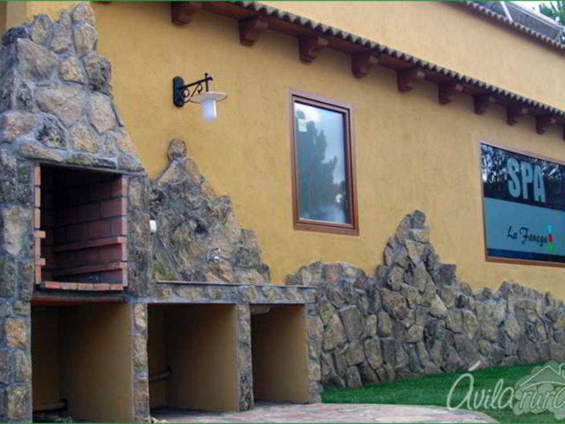 966AEDD9C5C7CCAA0CBA943E8F314A3C