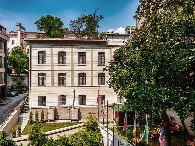 C3473AF5E907A39DC1647D843AF6D2FD