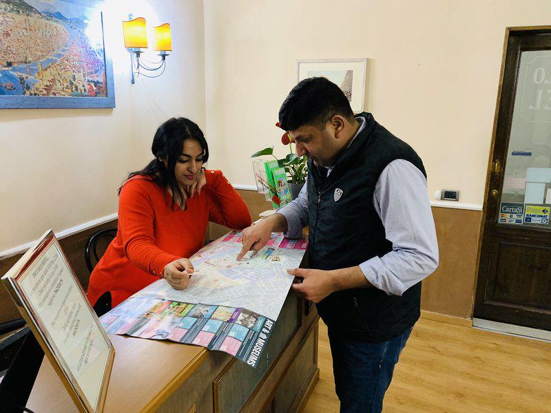 790FA1EB9FF562F84D6D25B8E1A1D720