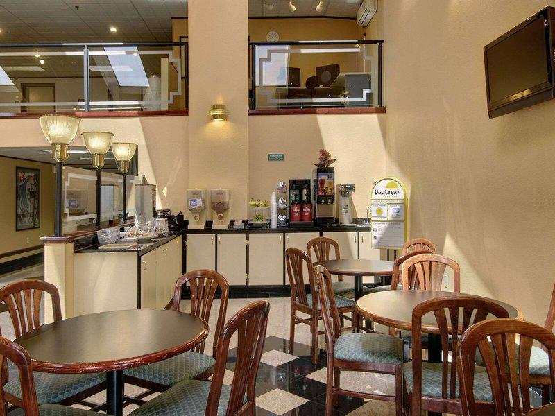 47992093DA23451C35EDF9989D209EF4