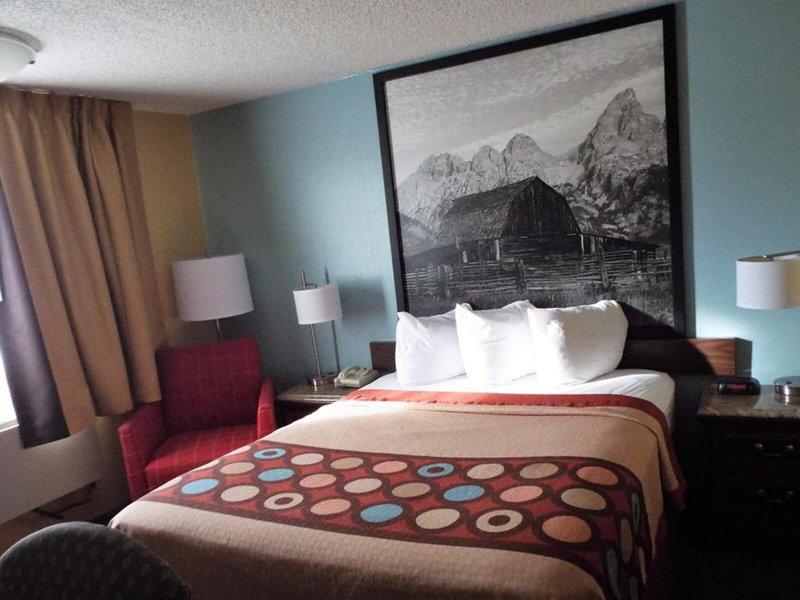 B6669D7F71F120B3CF5DEC24AE642A4B