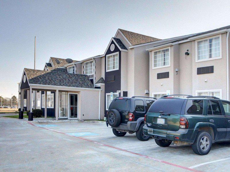 B4D6796B402207492F3A158D66DA469C