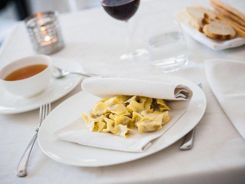 9C9BA05F5CC44A793814C204D2D7D6D8