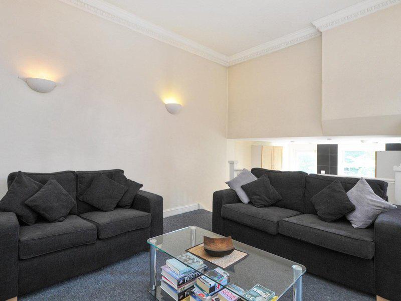 A20062BB93CD2DD1ECEA333BCDE280C6