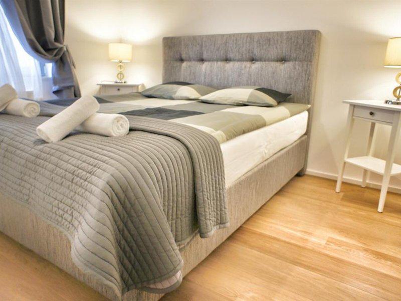 FABAF9C45E12938B439E030B983C4FBC