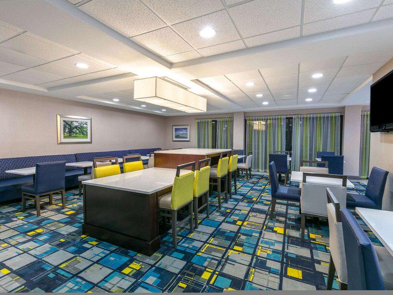 DBDFC28D1BB0AA8AD091376597F455E4