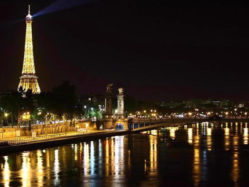 E0F5F0CB8BB45C55B1A3FF4E1B7C9786