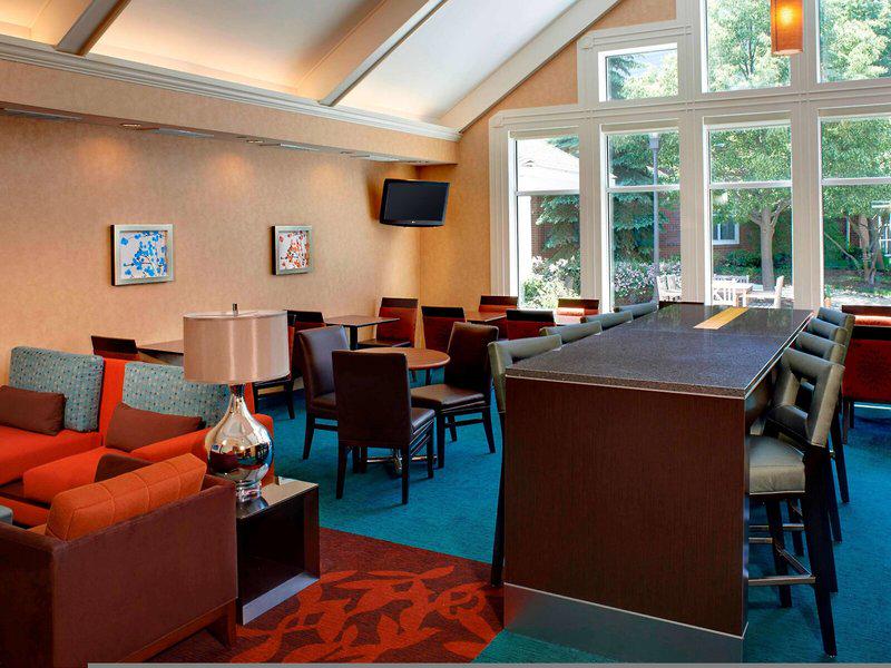 C4F336097F99B9F2AF969F4AACFD78A6