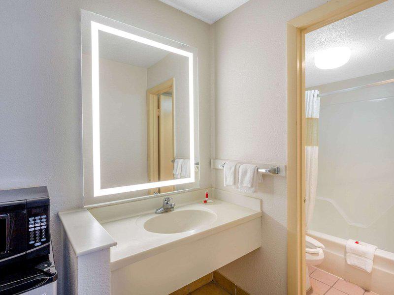 D4AAE3411BFCA8875AAAF4F212DB0C09