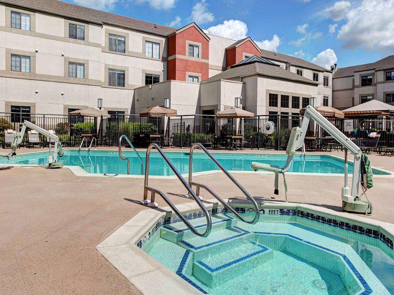 0D02EEA9176132D712B7B32F24713DE9