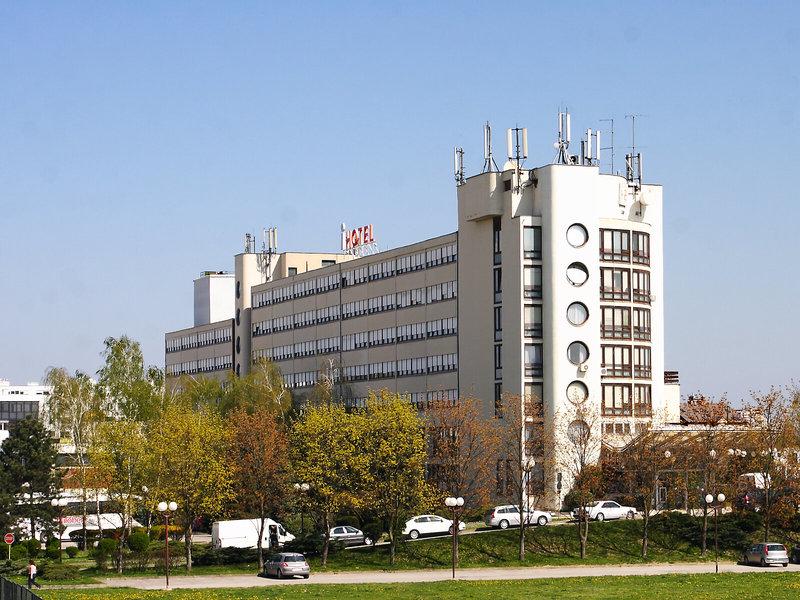 09C48C626568BFA4881532E3B3803E8F