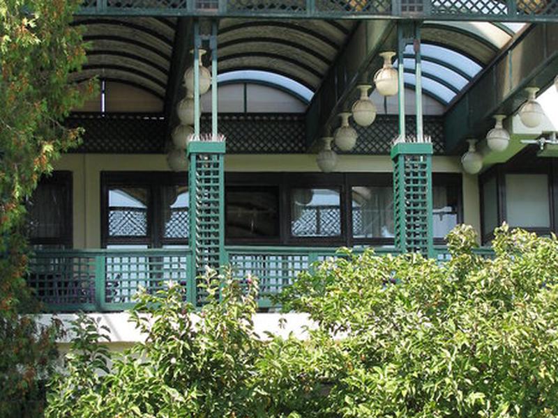 EB59C7CF9D3F2840BA63BF435E19BBC9