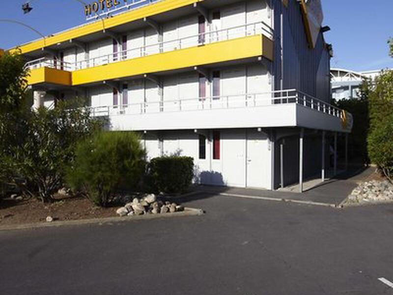 2E9F12B0B67BD5FDCCB2DEE4DCB5B700