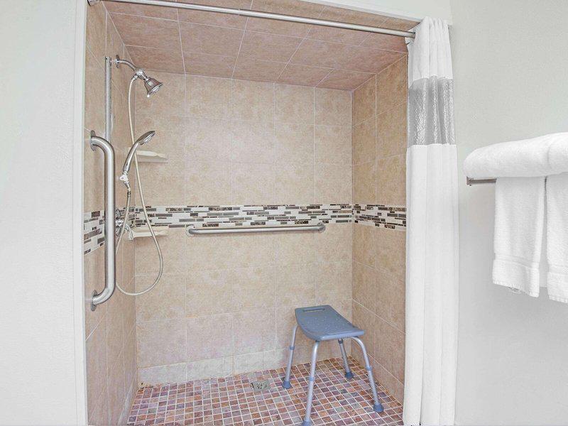 3AD6AD8DFE72951B0A6751358F6CBFC0