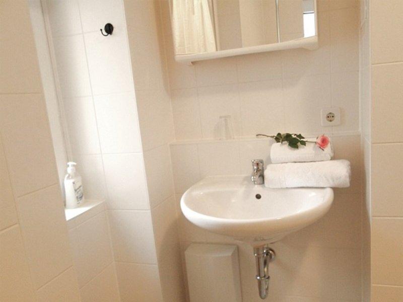 86588C83DBFEE12E18AD81E7C6930026