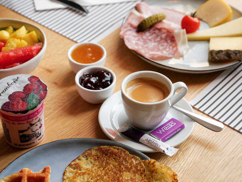 912B753888C3ED53D8CCC834E9B49695