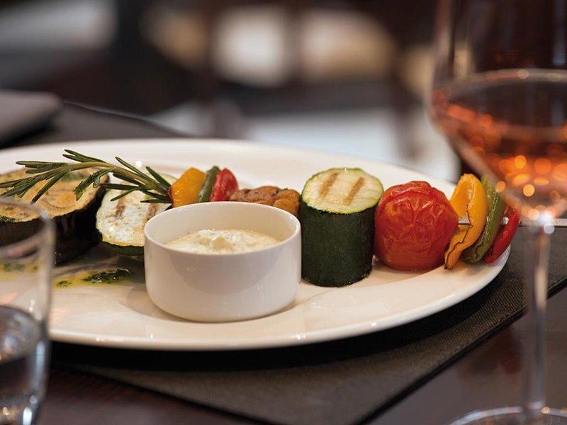 51A3A182BED95783213DA95E5E42EEF8