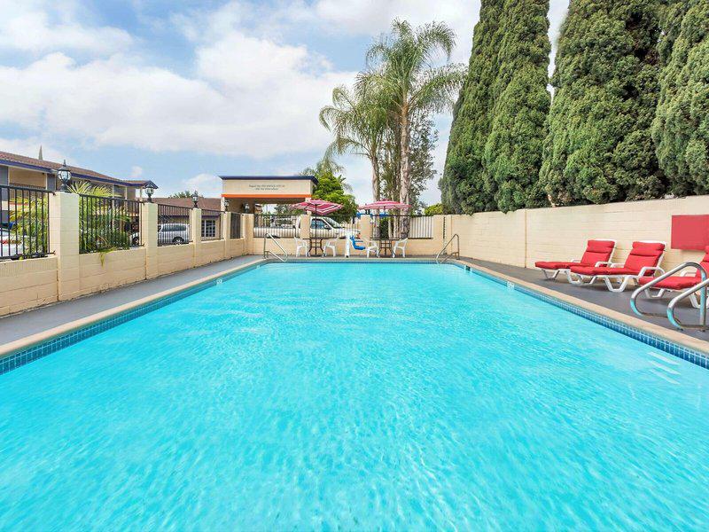 D500FF7C07867B8A7D2378FB1B670189