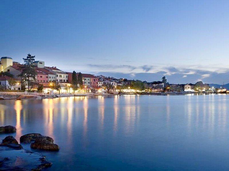 EC94C099F16CE8B913F34F79275CFDD0