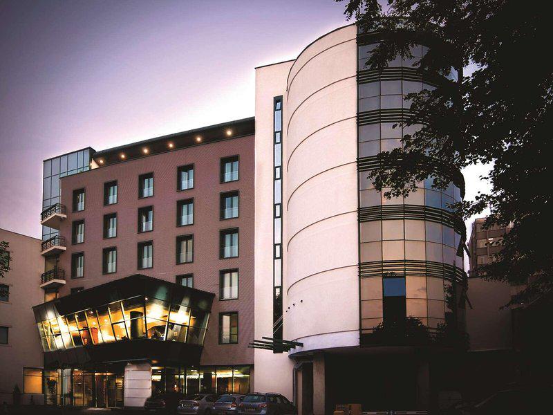 B72A3C3FF13AFD68F3FE366430AE9A02