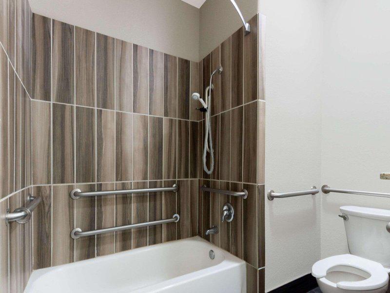 9B9B19934A6C3A663AC889DD61DA5994