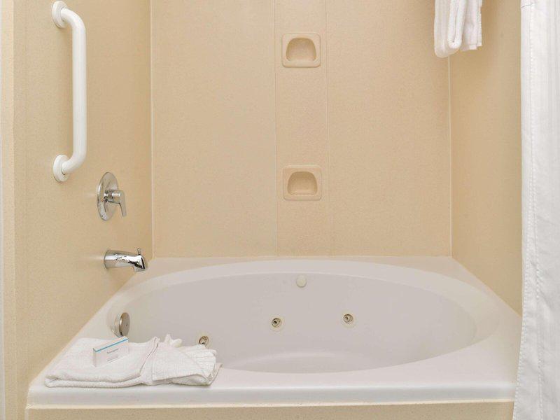 98D1A8803FA2D19A0029AD6E854FCAF8