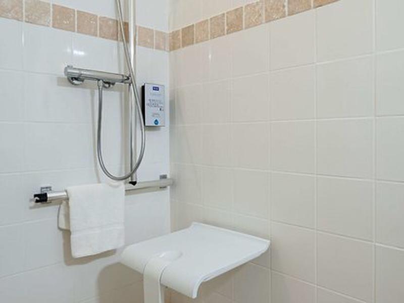 DF62CBC099D927A30B1F8666728C20A3