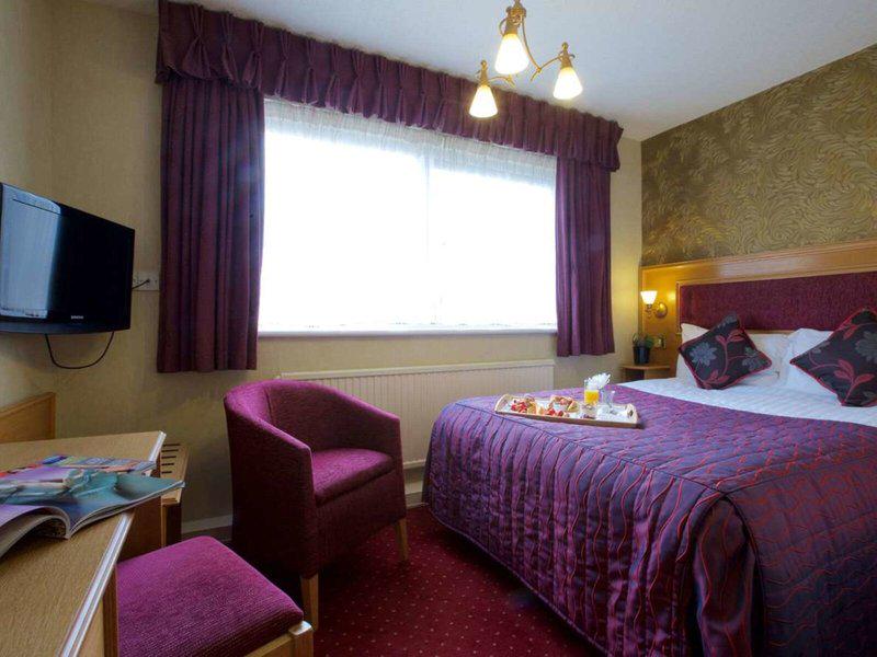 1904661501ECE8E46D9B34FAC8A10DB6