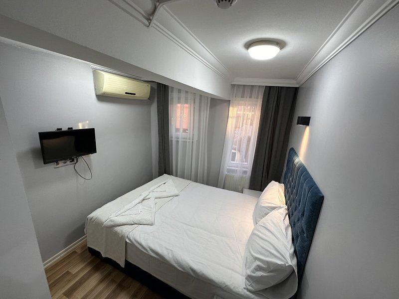 34C2860EE580AE000C52DAC42CEBAE2E