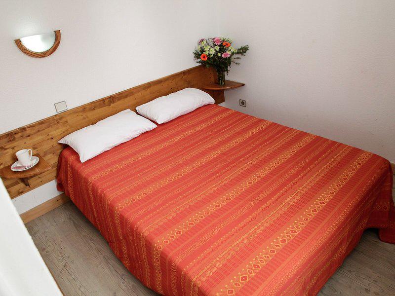 3467787B3B1D6EAE90F0F9A18717E5E9