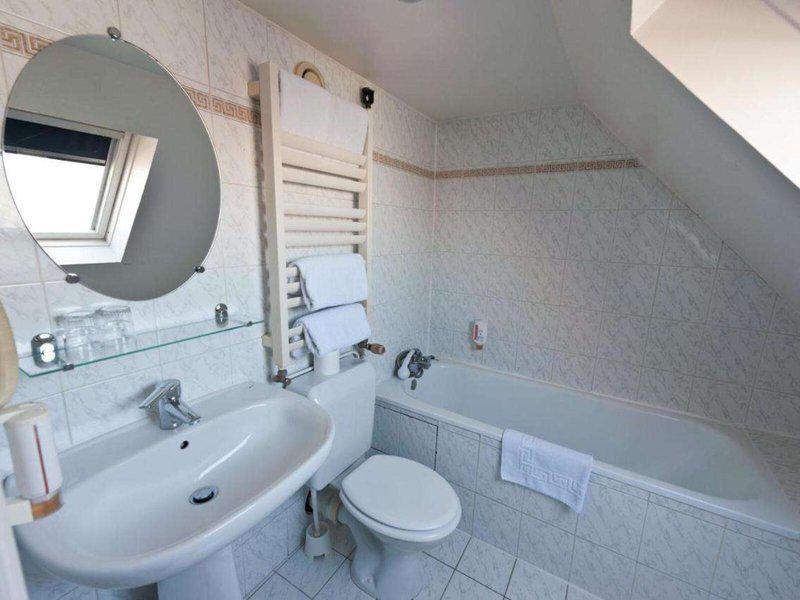 83115B92A5749D2CF34B8FF8B868AEA3