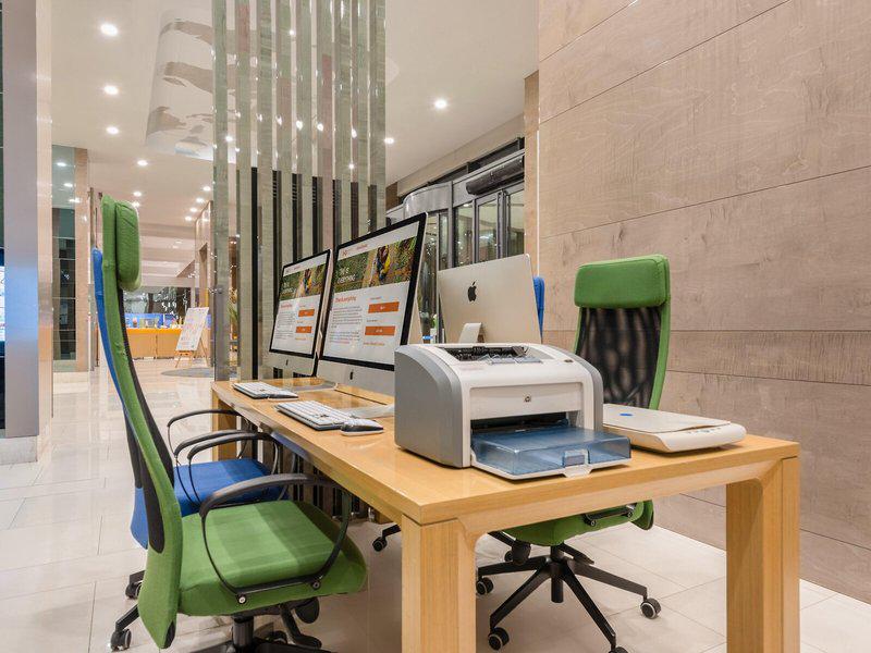 03A72480EB0F2D4C04D5377E2A5E1E76