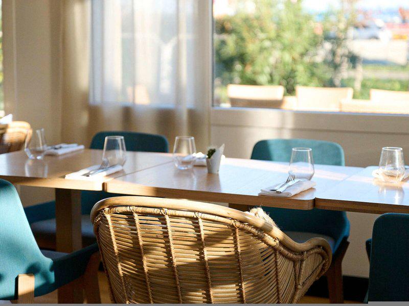 103EE3309A1AF5C77FD0F60B4C427092